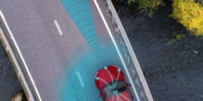 ‘Single chip’ radar sensor for automotive satellite architectures