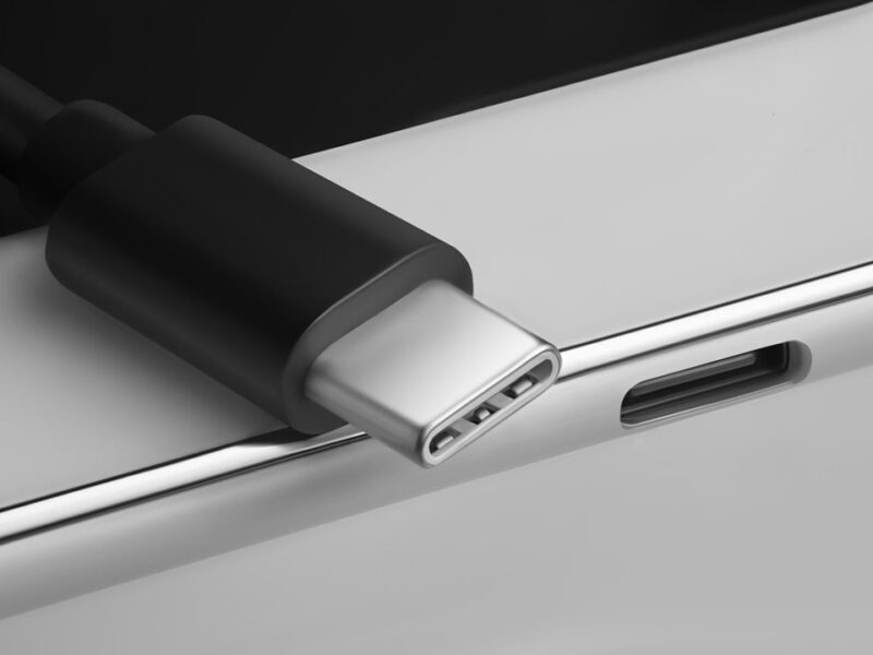 USB-C reference designs/modules offer over 95 percent efficiency