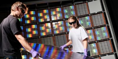 Panneau photovoltaïque tandem en pérovskite avec rendement de 25%