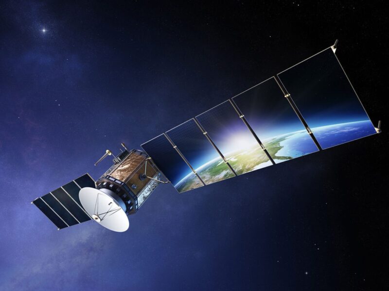 Filtronics signs E-band contract with LEO leader