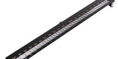 Connector system for prismatic cell battery pack