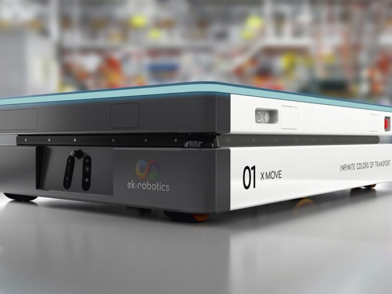 AMR/AGV transport platform demonstrated at LogiMAT 2024