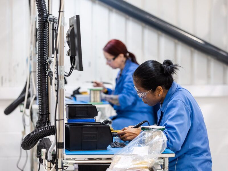 Un fabricant britannique de batteries se tourne vers l&rsquo;Europe pour atteindre un CA de 100 millions de  livres sterling