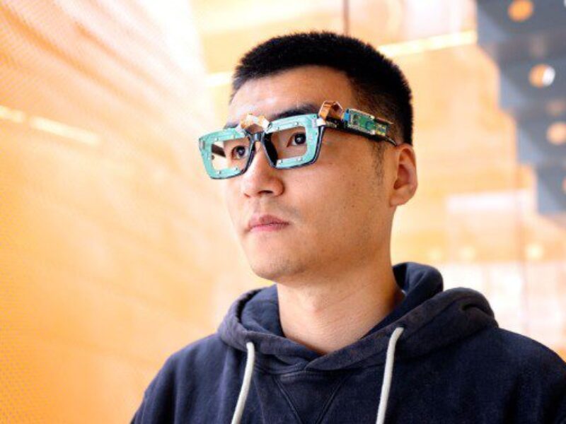 Ultrasound eye gaze and expression detection in smart glasses