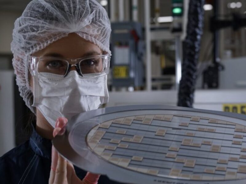 Report: IBM plans US$730 million Canadian chip expansion