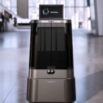 Hyundai, Kia show delivery robot