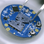 Capteur MEMS sans pile pour surveiller les ponts en France