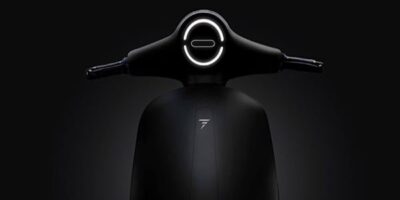 Joint venture for UK scooter with solid state battery