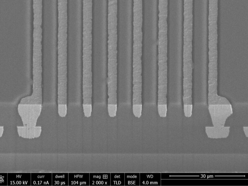 Manufacturing method to reduce chiplet development costs