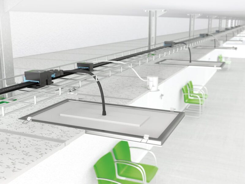 Système de câbles plats pour une installation électrique moderne décentralisée, rapide, flexible et sûre