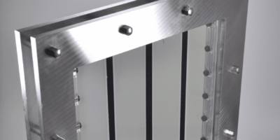 Compact power plants for green hydrogen