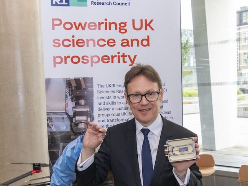 £106m for five UK quantum hubs