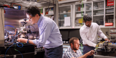 Find your way with a ‘quantum compass’