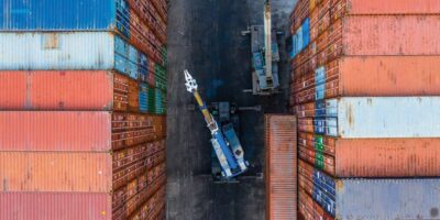 Ultra-low-power asset tracking service