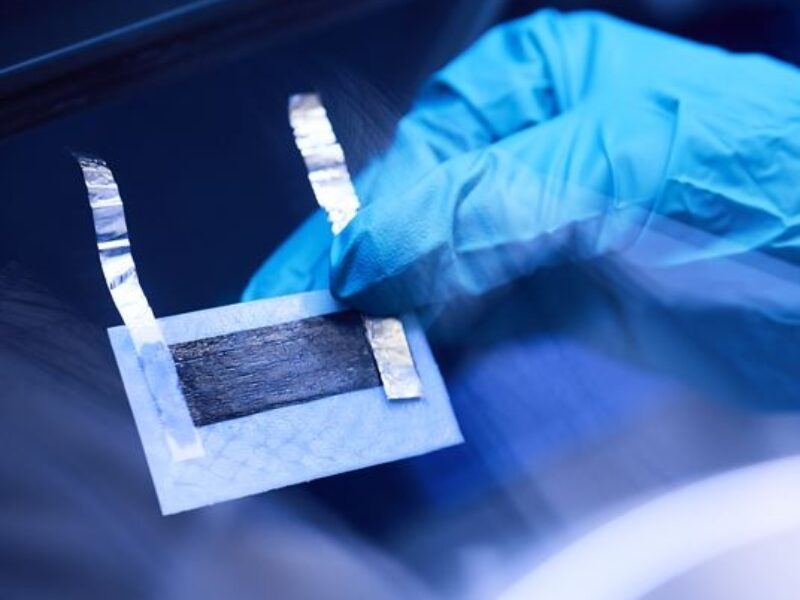 Chalmers boosts solid state conformal battery performance