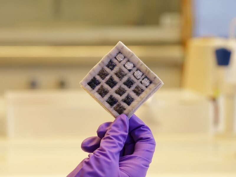 Silk turns clothes into thermoelectric charging stations