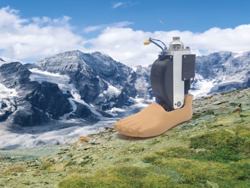 Marcher naturellement avec un pied artificiel