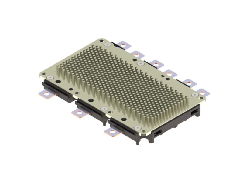 Infineon combines silicon and SiC in plug and play module