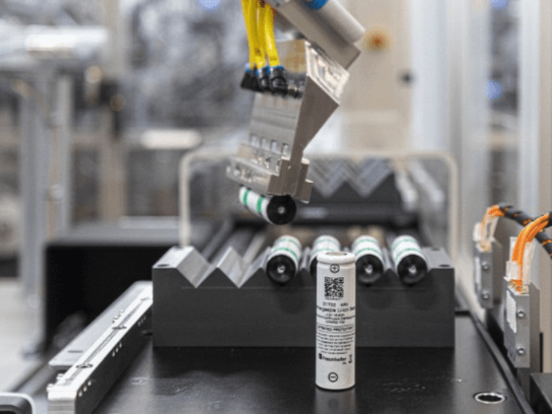 Digitalized, Sustainable Battery Cell Production