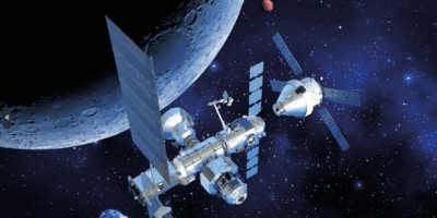 Three team on avionics for lunar exploration