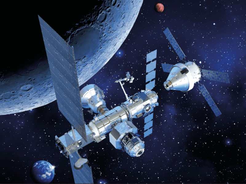 Three team on avionics for lunar exploration