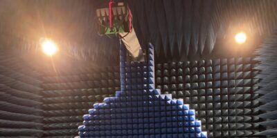 Solution brevetée à base de jumeau numérique d&rsquo;antennes pour optimiser la connectivité sans fil automobile