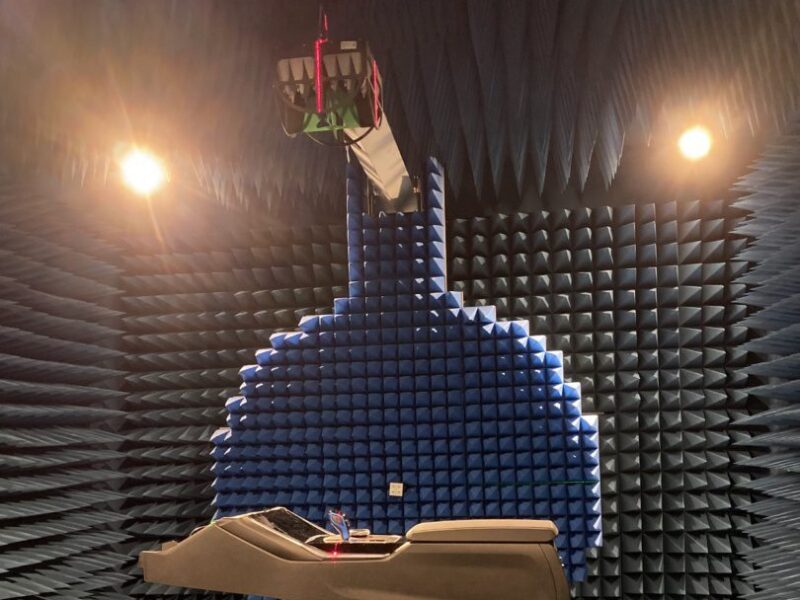 Solution brevetée à base de jumeau numérique d&rsquo;antennes pour optimiser la connectivité sans fil automobile