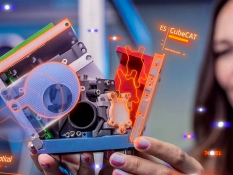 Laser Satellite to Earth Communication