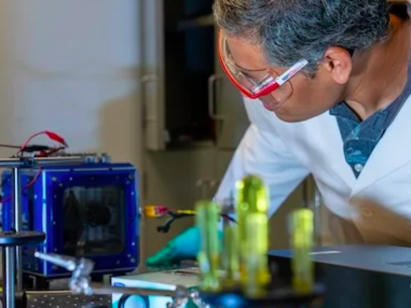 Quantum-inspired design boosts efficiency of heat-to-electricity conversion