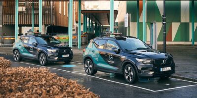 Volvo shows wireless charging taxi fleet