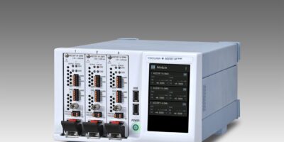 Sourcemètre modulaire de haute précision pour accélérer le développement de dispositifs semi-conducteurs