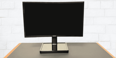 Powercast teams for truly wire-free desk