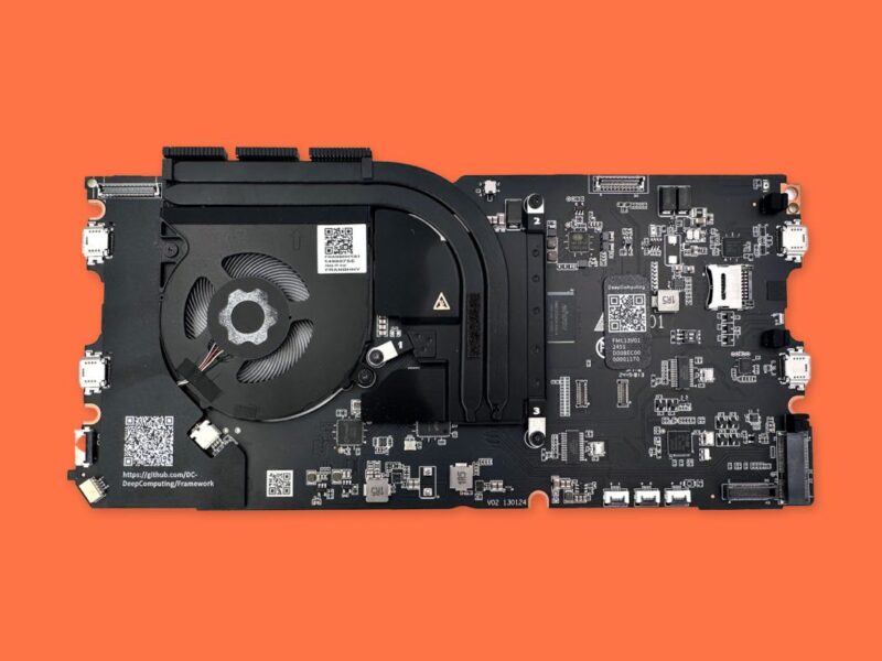 First RISC-V mainboard for modular laptop