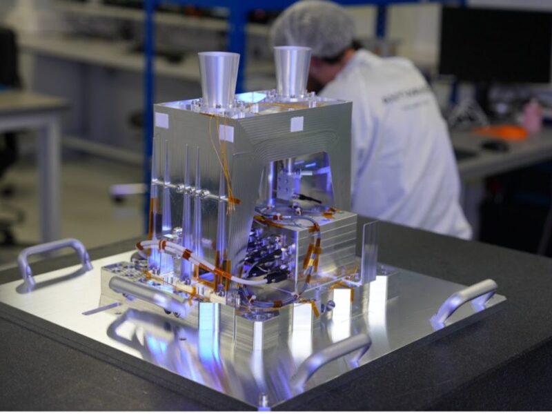 Première charge utile régénérative de satellite 5G mmWave