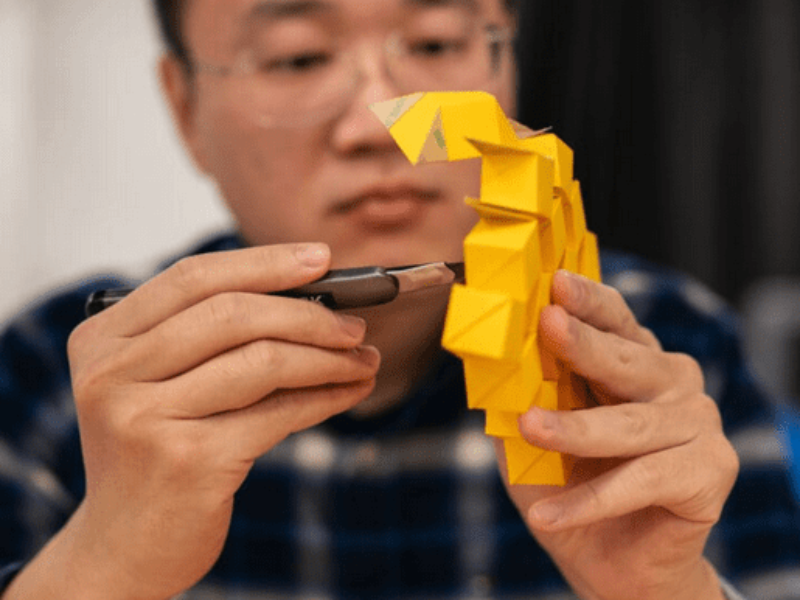 ‘Cut & Fold’ a single sheet of paper to metamaterial