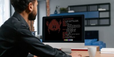Une Analyse Hybride pour un Code Plus Sûr