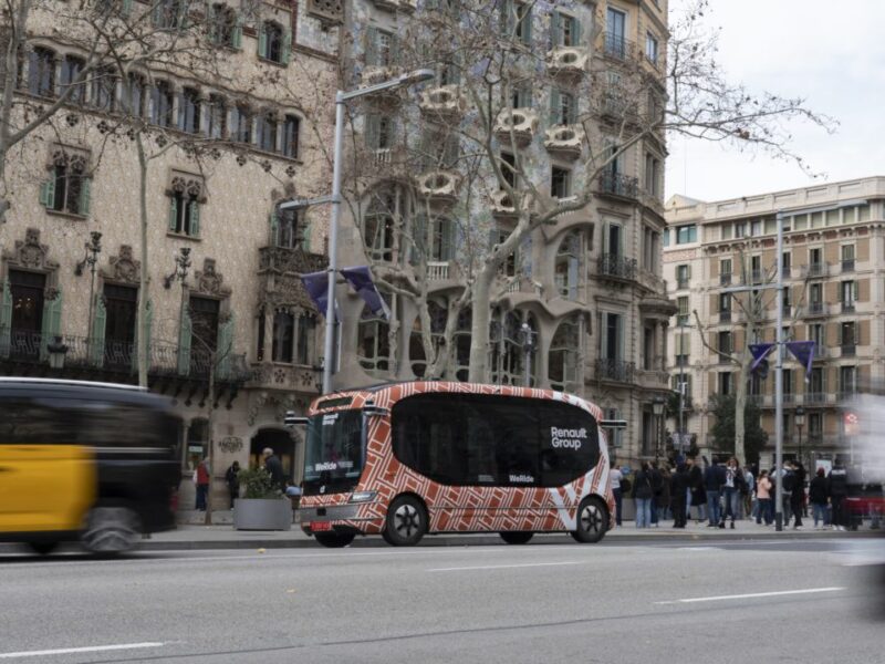 Renault véhicule autonome : conduite assistée et navettes sans pilote, la mobilité sur mesure dès 2030