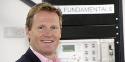 UK power grid renewal ‘frustratingly slow’