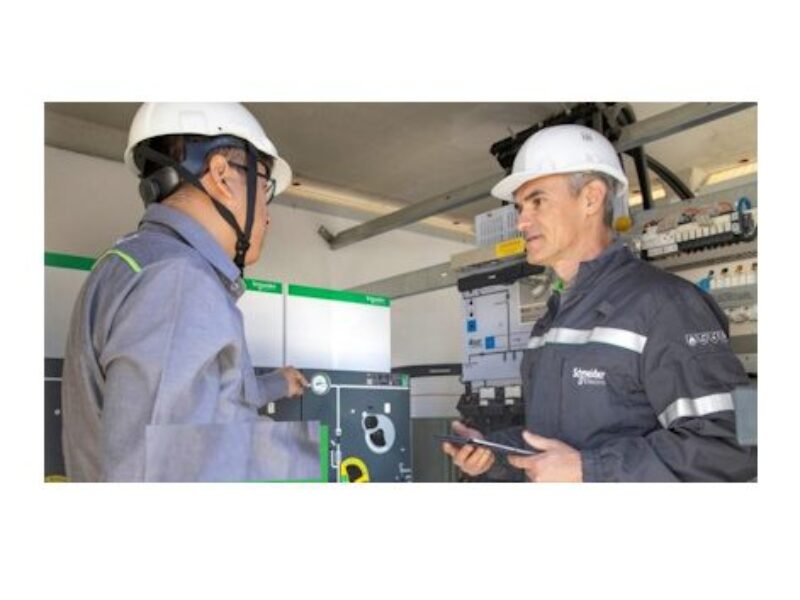 Schneider Electric investit 110 millions d&rsquo;Euros dans ses usines françaises