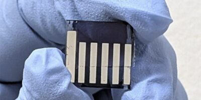 Tiny spectrometer can be integrated into a smartphone