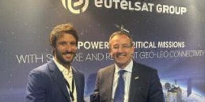Skynopy et Eutelsat lancent AKAR : vers un réseau mondial de connectivité satellite en temps réel