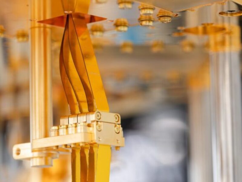 Bluefors, Delft Circuits team on scalable quantum I/O