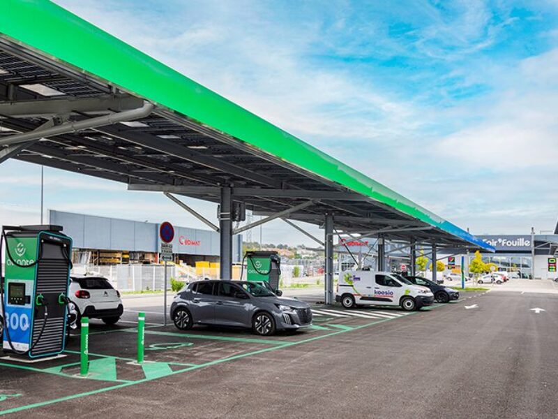 Atlante et le Groupe Duval inaugurent en France la première station de recharge ultra-rapide nouvelle génération avec solaire et stockage