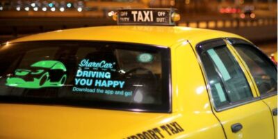 Des vitres écran pour améliorer la communication entre le véhicule et les piétons