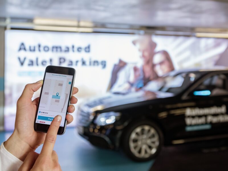 Bosch, Daimler get license for Level 4 driverless valet parking