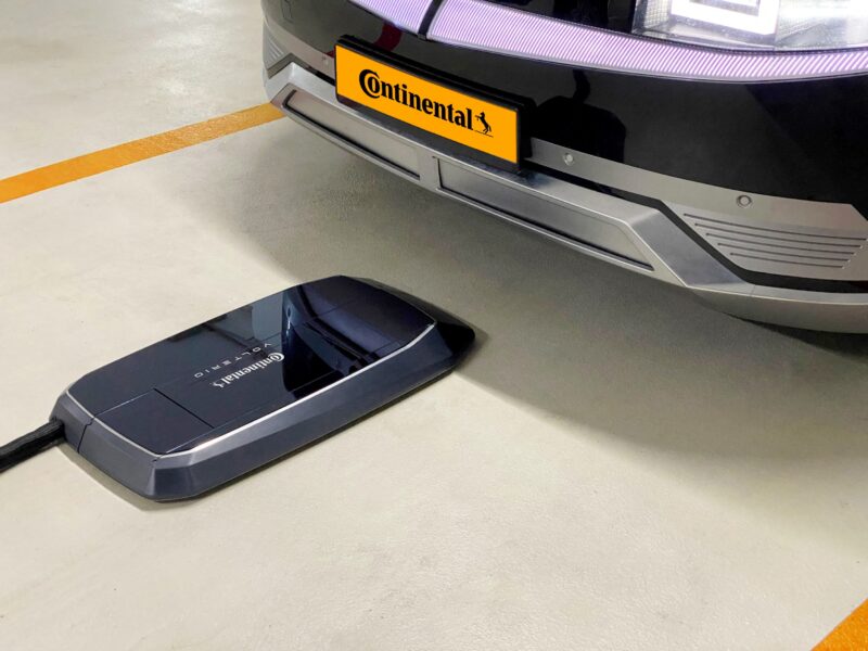 Continental, Volterio develop charging robot for private garages