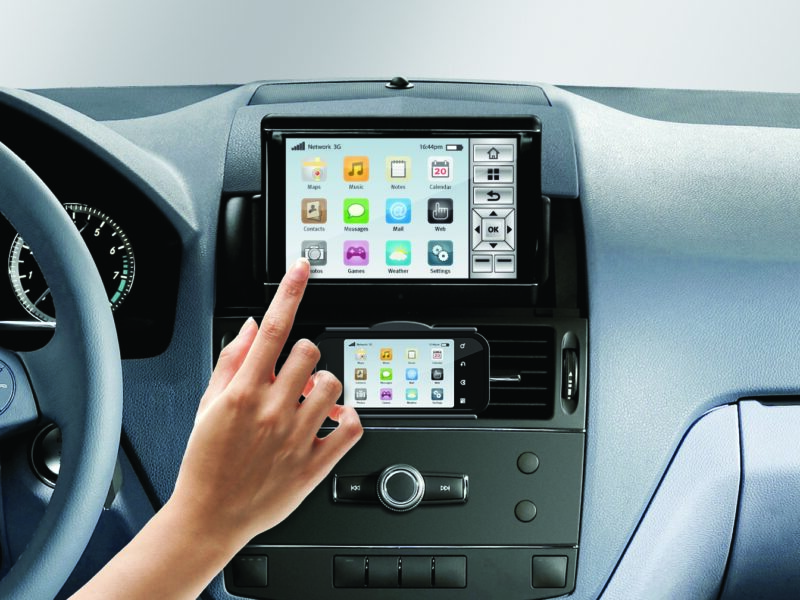 SDK frees the car radio from the center console