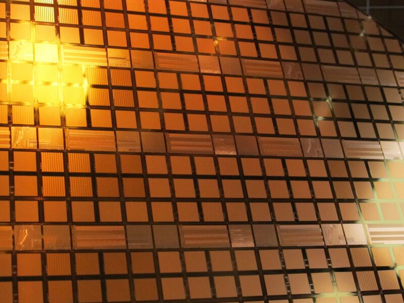 Micron et Mouser poursuivis en Allemagne