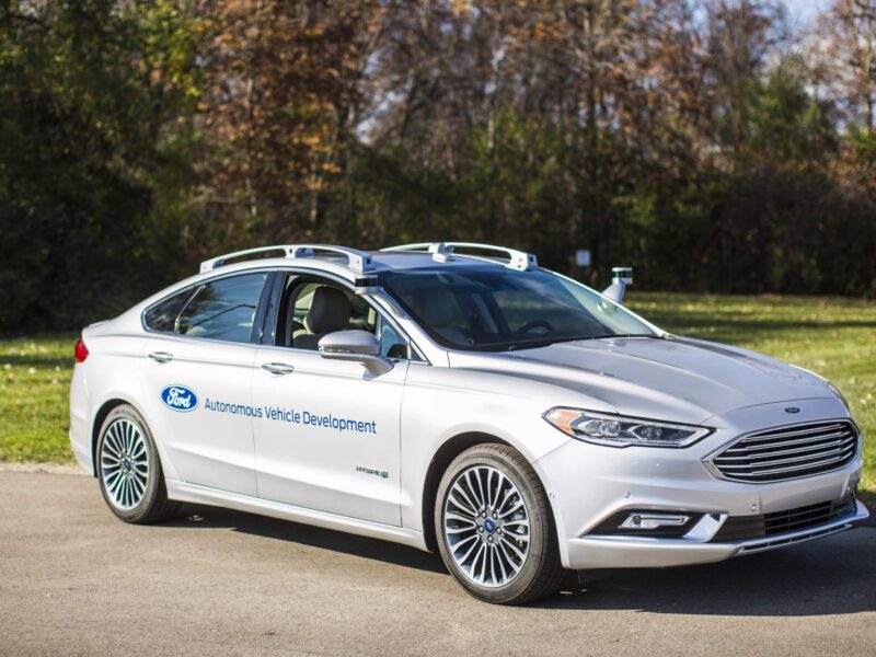 Ford invests massively in AI startup
