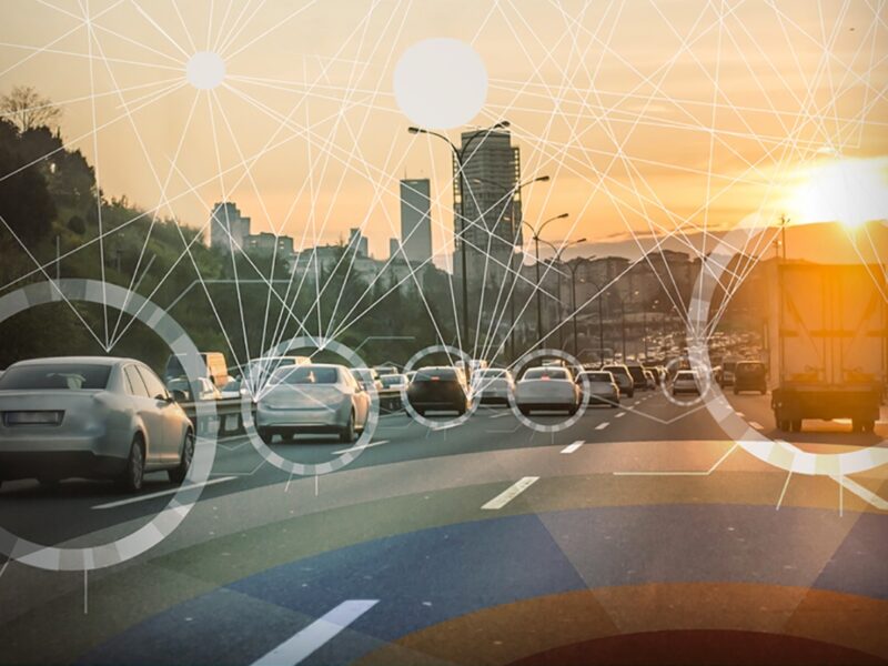 Chip bundles WiFi, Bluetooth 5 and 802.11p functionality